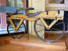 Как появился велосипед История изобретения первого велосипеда